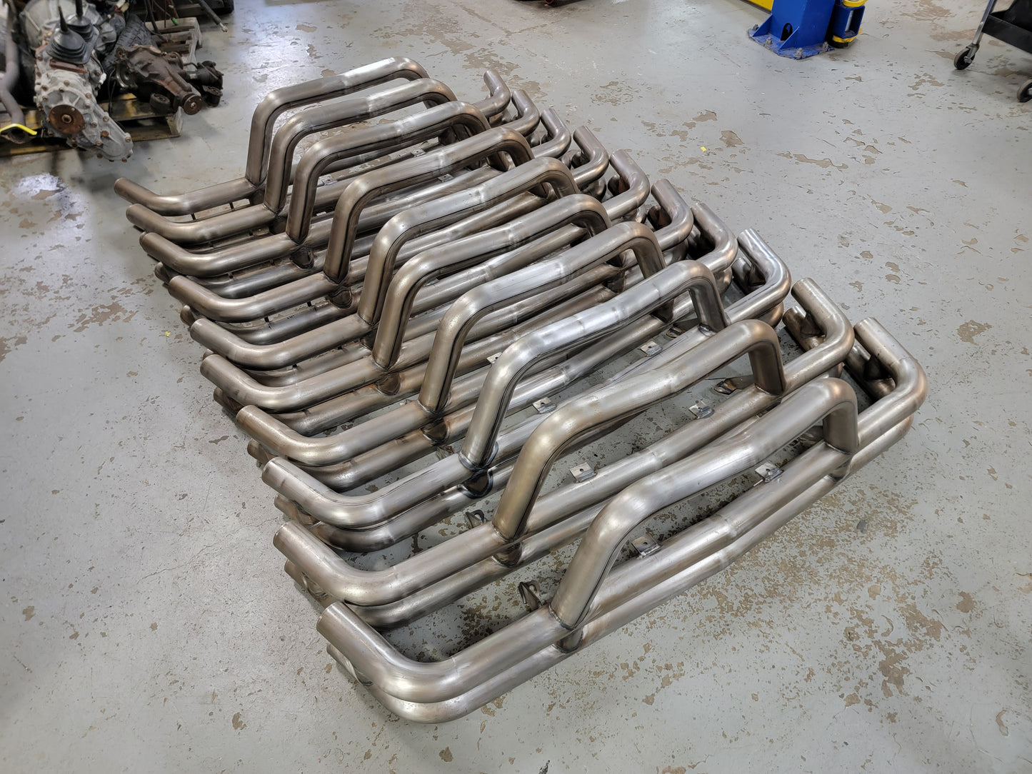 1984-1988 TOYOTA PICKUP 4X4 FRONT TUBE BUMPER - NEW